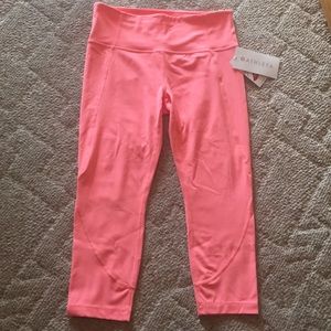 Athleta Salutation Capri